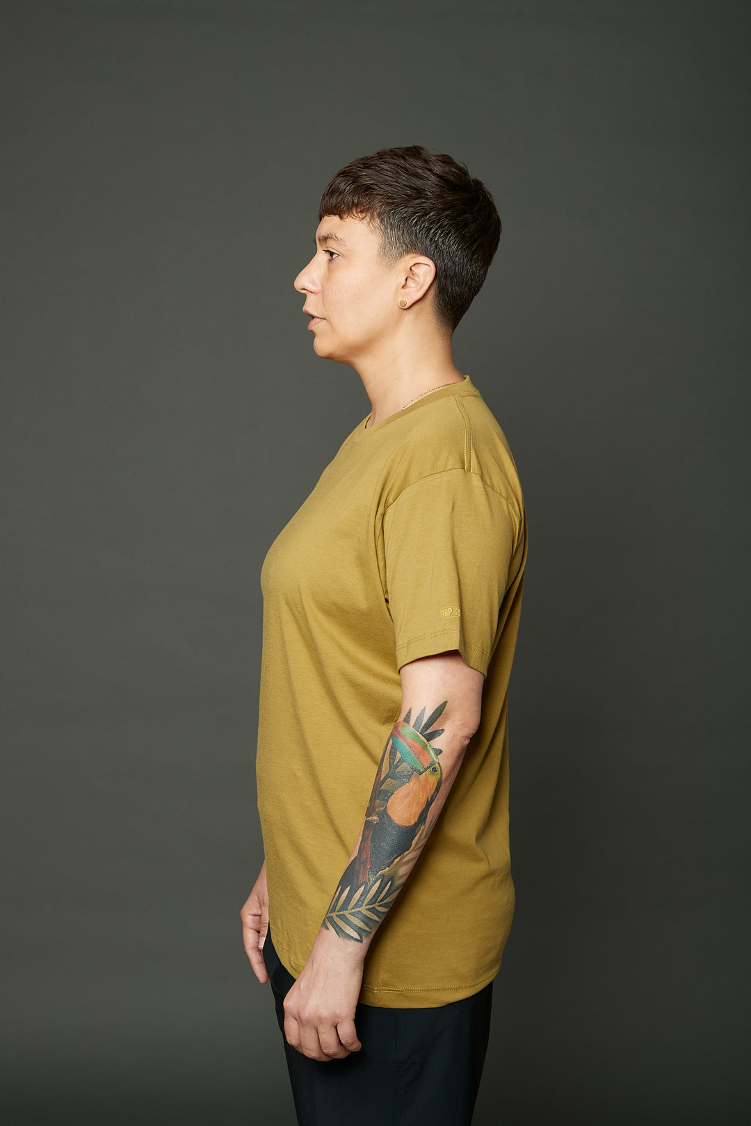 Crew Neck — Contour