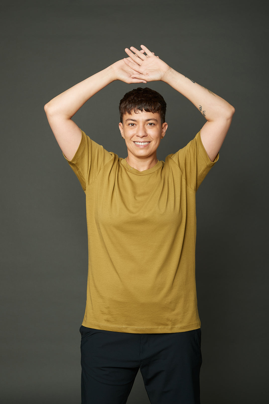 Crew Neck — Contour