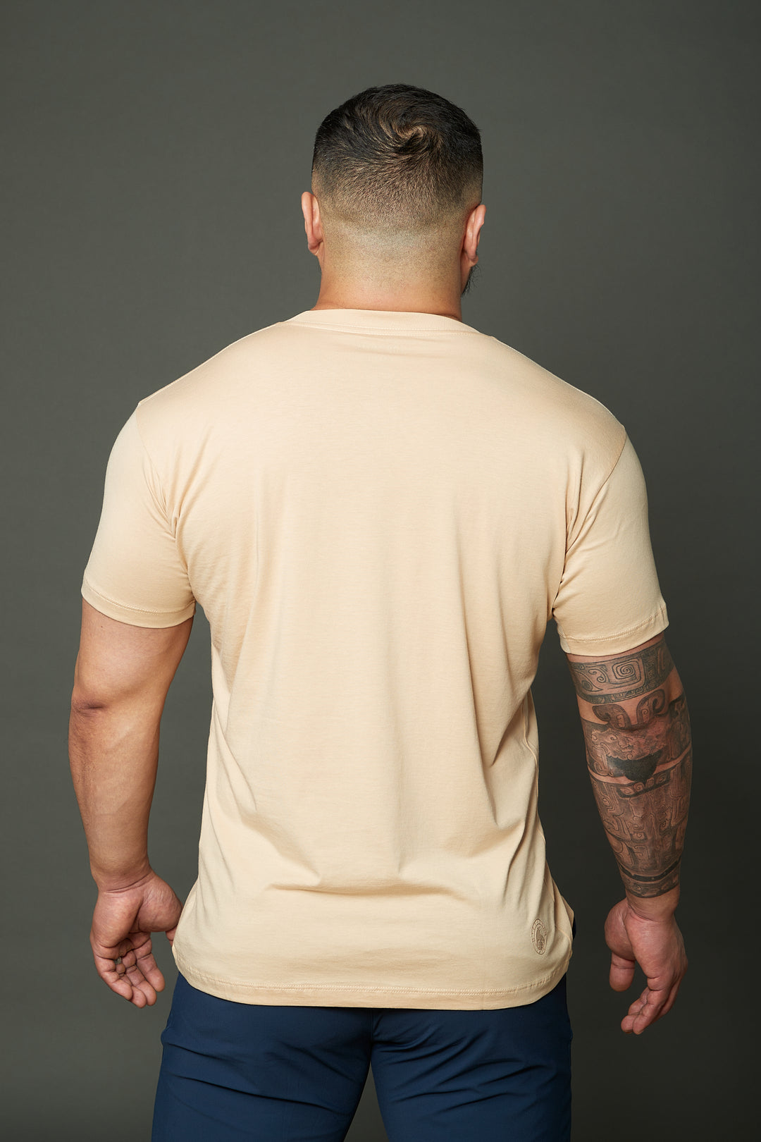 Crew Neck — Contour