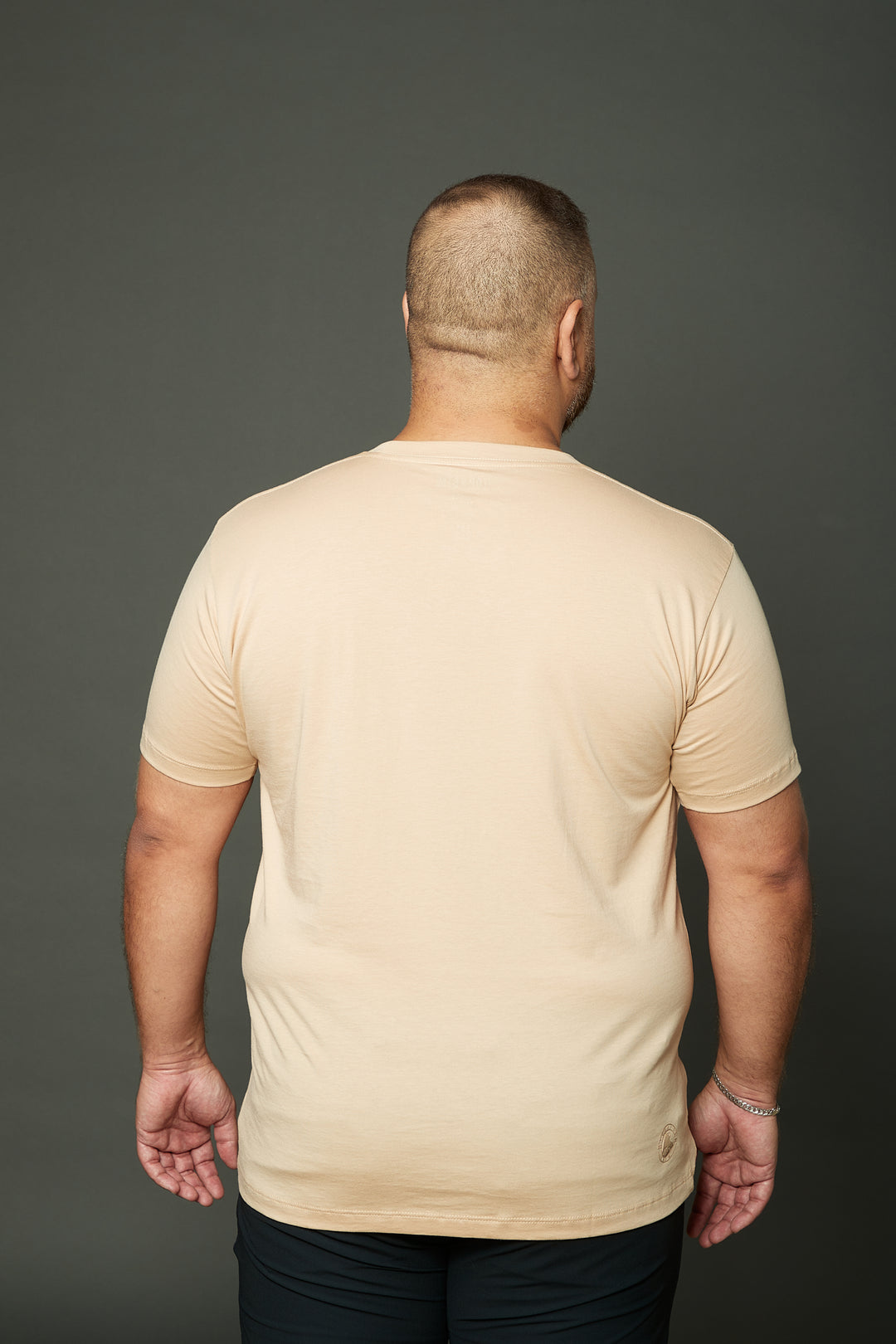 Crew Neck — Contour