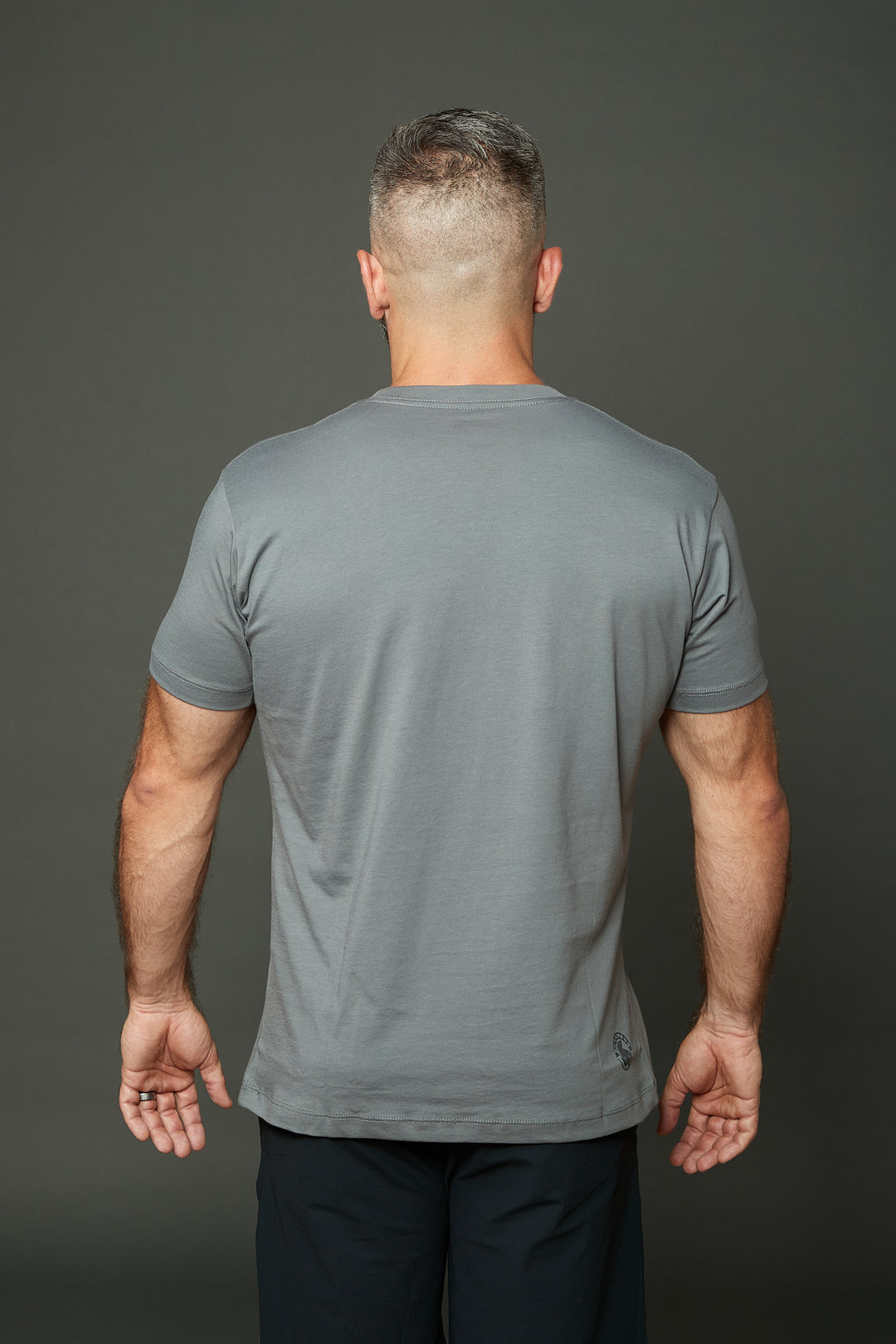 Crew Neck — Contour